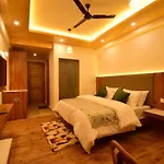 The Alpine Escape, Manali