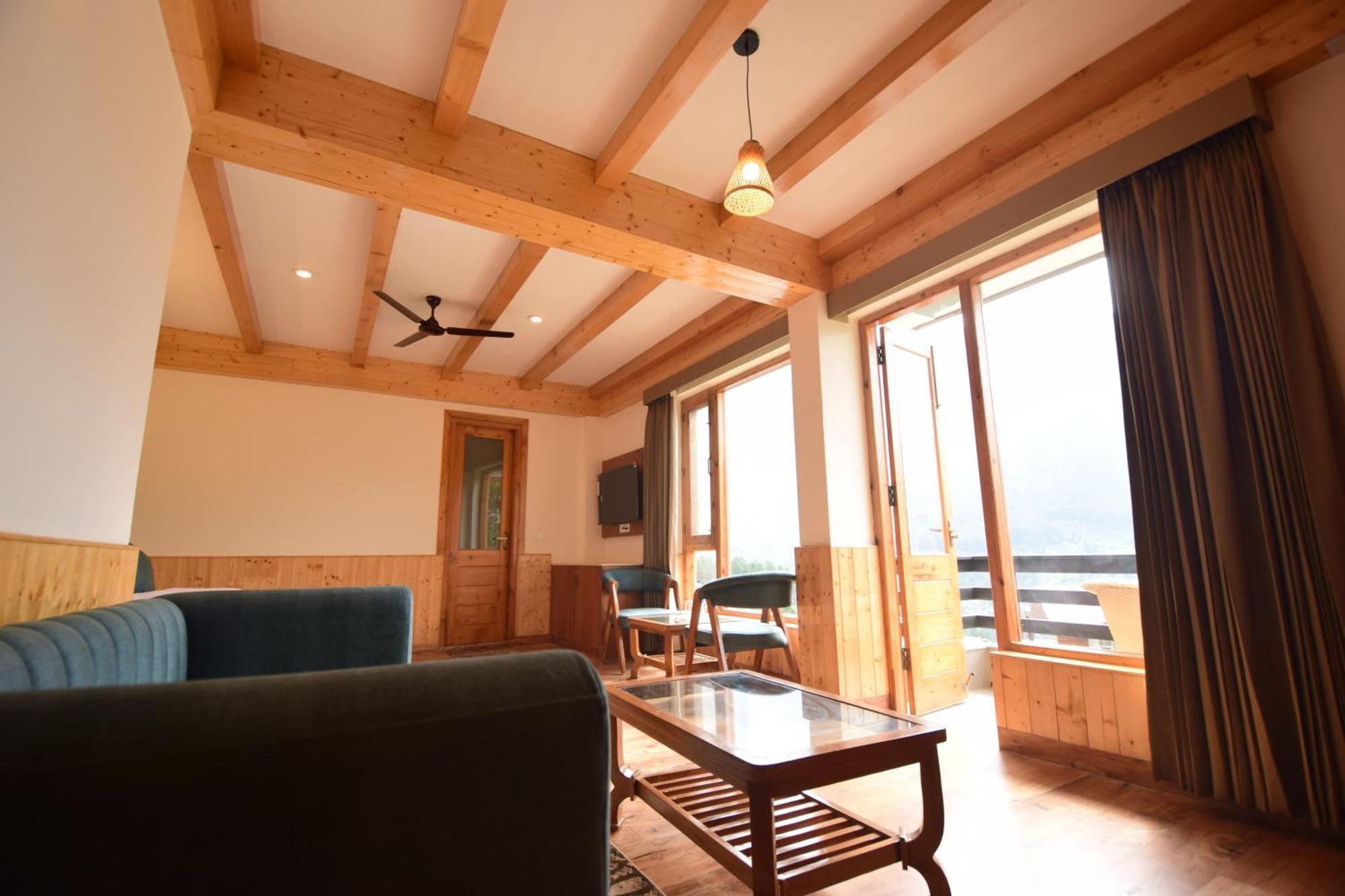 The Alpine Escape, Manali (Himachal Pradesh)
